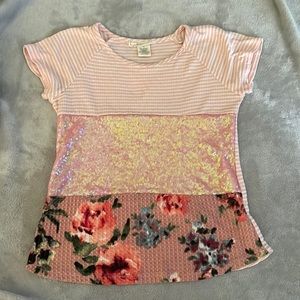 Cute t-shirt size Large